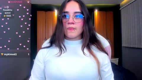 Snapshot of ana_taylor2 chatting on February 26, 8:57 pm Ana online show from February 26, 8:57 pm