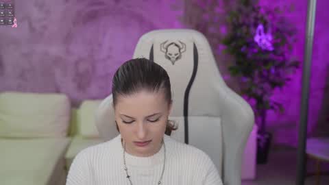 Snapshot of anabel054 chatting on February 2, 7:41 am Anabel Kira Zlata Kira Elice Lana Dominika Sofy Kaila Bridget online show from February 2, 7:41 am
