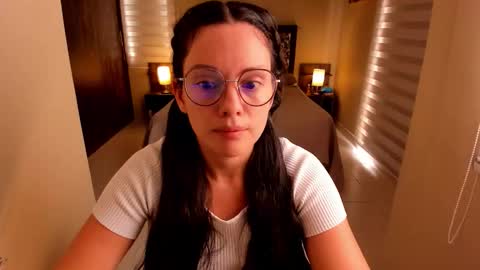 Anabel online show from November 3, 5:28 pm