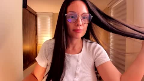 Snapshot of anabel_25 chatting on September 12, 6:48 pm Anabel online show from September 12, 6:48 pm