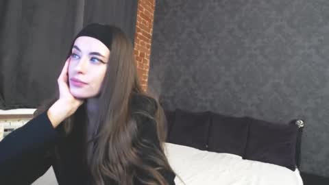 Anna online show from February 20, 6:03 pm