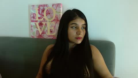 Snapshot of anahi__s chatting on March 5, 10:01 pm ANAH online show from March 5, 10:01 pm