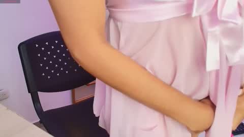 Snapshot of anahi_maite chatting on October 7, 8:24 pm Anahi online show from October 7, 8:24 pm