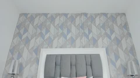   online show from December 1, 12:41 pm