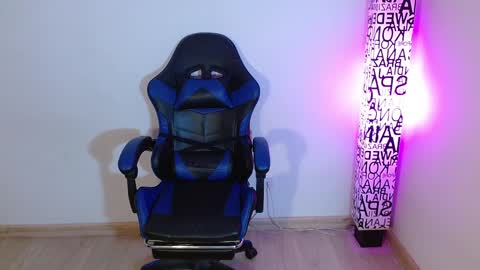 ana 3 online show from November 1, 1:43 am