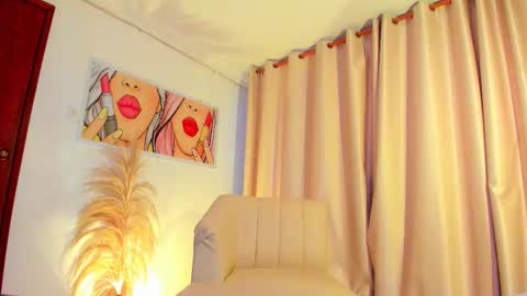 Ana online show from October 6, 9:08 pm