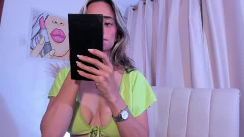 Ana online show from March 21, 7:52 pm