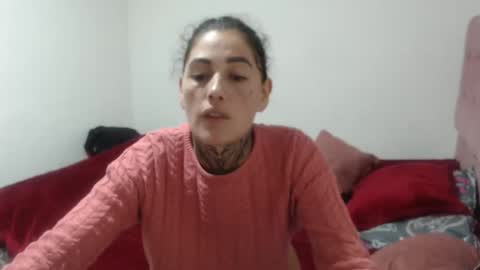 Snapshot of anasweet_69 chatting on October 31, 11:31 pm ANA online show from October 31, 11:31 pm