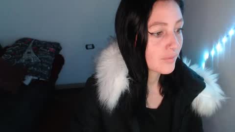 Snapshot of anasweet_69 chatting on January 3, 12:43 am ANA online show from January 3, 12:43 am