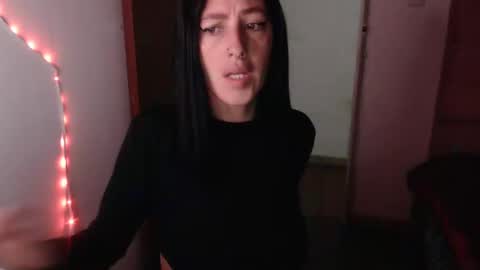 Snapshot of anasweet_69 chatting on December 24, 11:33 pm ANA online show from December 24, 11:33 pm