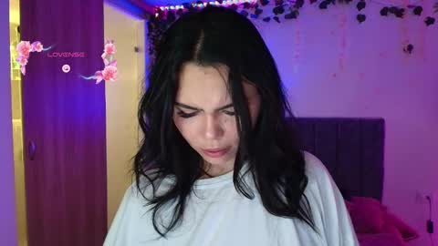 Andra de la Rosse online show from May 31, 4:51 am