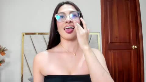 Andra Cyrus online show from April 21, 12:36 am