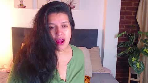 ANDREA  online show from March 28, 1:54 pm