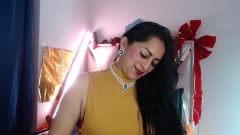 Snapshot of andrea_sexx_ chatting on December 14, 3:17 am Andrea online show from December 14, 3:17 am