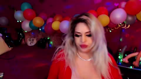 Snapshot of andreeajj chatting on February 19, 7:16 pm andreeajj online show from February 19, 7:16 pm