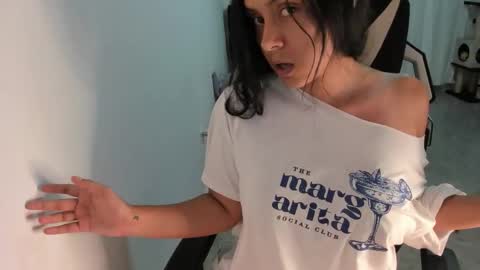 Snapshot of andy05hernandez_ chatting on October 27, 3:13 am  independet online show from October 27, 3:13 am
