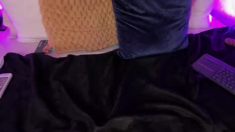  Andy  online show from September 15, 2:47 pm