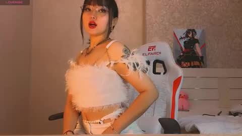 angel_asia_ online show from December 18, 10:53 am