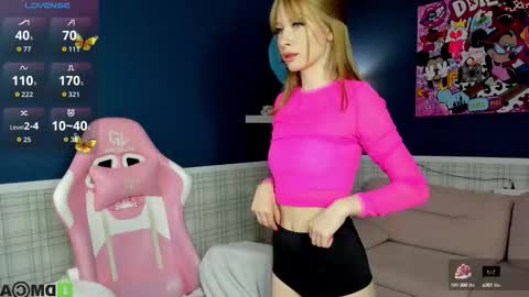 Snapshot of angel_elis_ chatting on September 23, 12:53 am Kate online show from September 23, 12:53 am