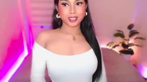 Angel online show from May 8, 7:16 pm