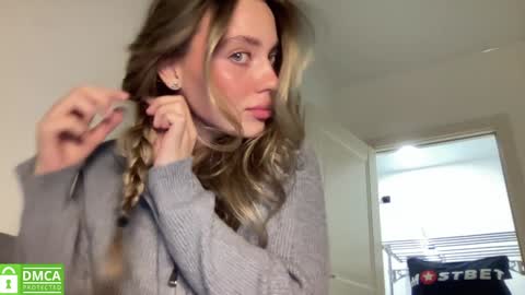 Greetings  Jess online show from January 18, 2:44 pm