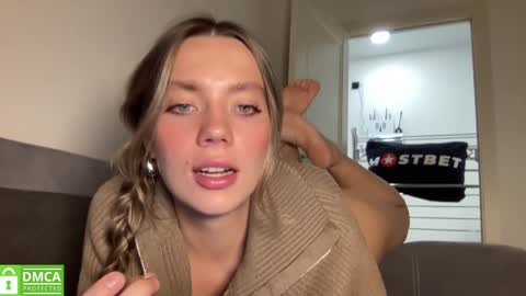 Greetings  Jess online show from December 11, 12:02 pm