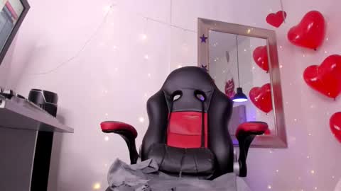 angel hardy online show from February 15, 12:04 pm