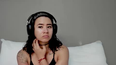 Angel online show from December 4, 1:41 am