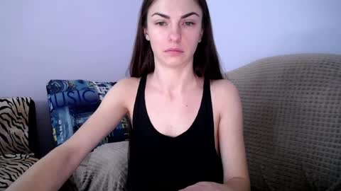 Zoe online show from February 6, 9:00 am