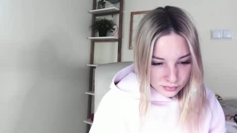 Angela online show from February 19, 6:57 am