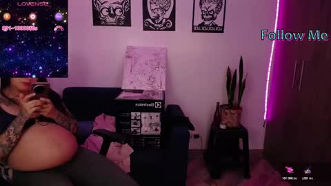 Angela online show from March 4, 10:49 pm