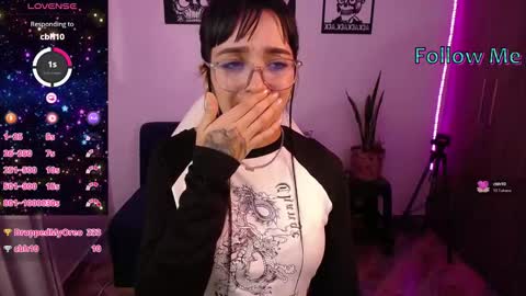 Snapshot of angela_lauren chatting on November 1, 9:19 pm Angela online show from November 1, 9:19 pm