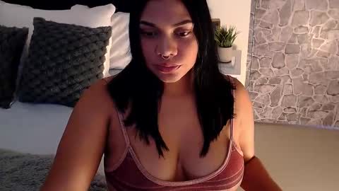 Angela online show from November 2, 6:11 pm