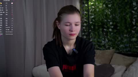 Mary online show from February 27, 12:49 pm