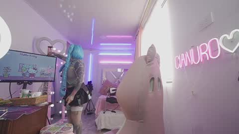 Snapshot of angelacianuro_ chatting on December 8, 8:58 pm angelacianuro_ online show from December 8, 8:58 pm