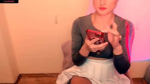 Alice online show from October 6, 12:22 pm