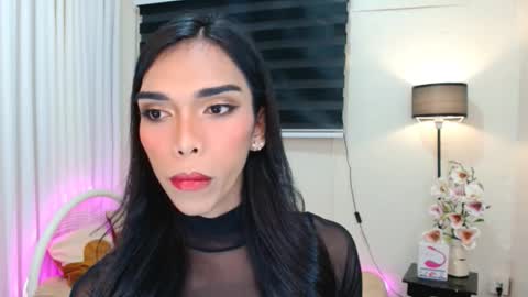 SENORITA online show from September 15, 2:58 pm