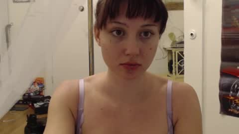 Snapshot of angelbabyvictoria chatting on February 9, 3:00 am Fern4Ever online show from February 9, 3:00 am