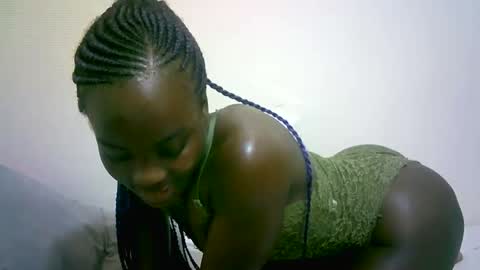 Angle online show from December 20, 9:57 am