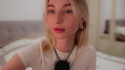 Gabby online show from December 20, 5:39 pm