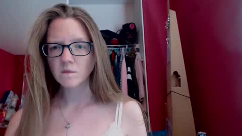 AngelicAngel online show from November 12, 8:29 pm