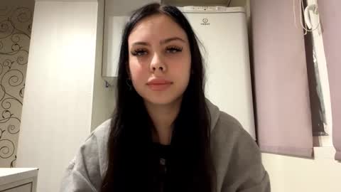 Alice online show from December 20, 6:34 pm