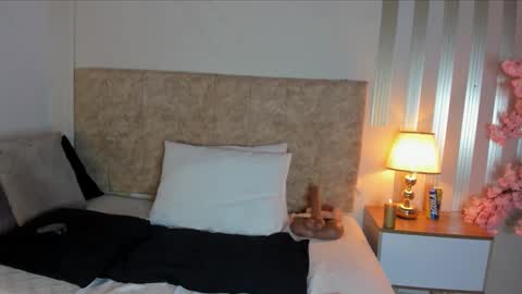 angelinarouse_ online show from December 3, 4:37 am