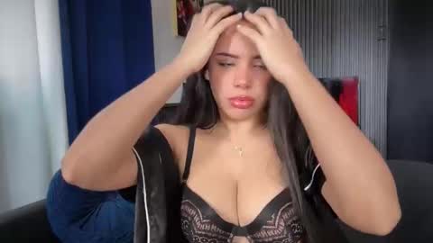 Angelina Weiss online show from March 22, 5:30 pm