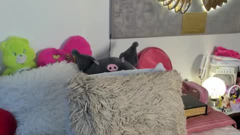 Angeline Smith  online show from November 20, 10:22 pm