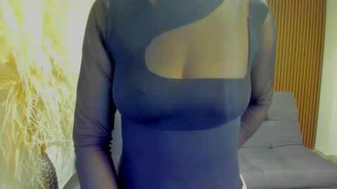 angeline_davies online show from September 15, 1:30 pm