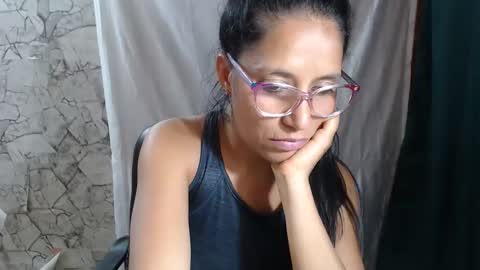 angela online show from February 14, 1:51 am