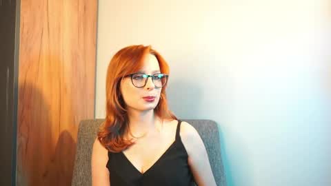 Maggie online show from May 15, 1:58 pm
