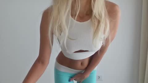 Alesia online show from October 13, 6:27 am