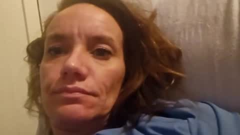 angelvanderpool71 online show from October 7, 4:50 am